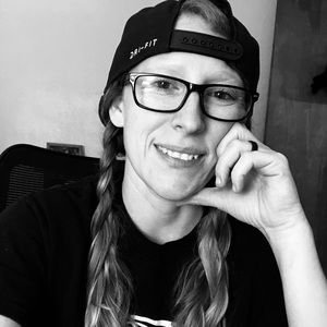 Meet your Posher, Angela